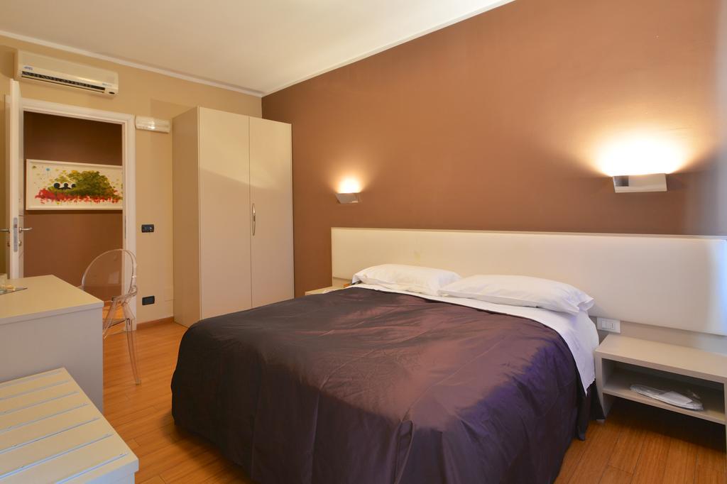 Bed and Breakfast Matteotti25 Turín Exterior foto